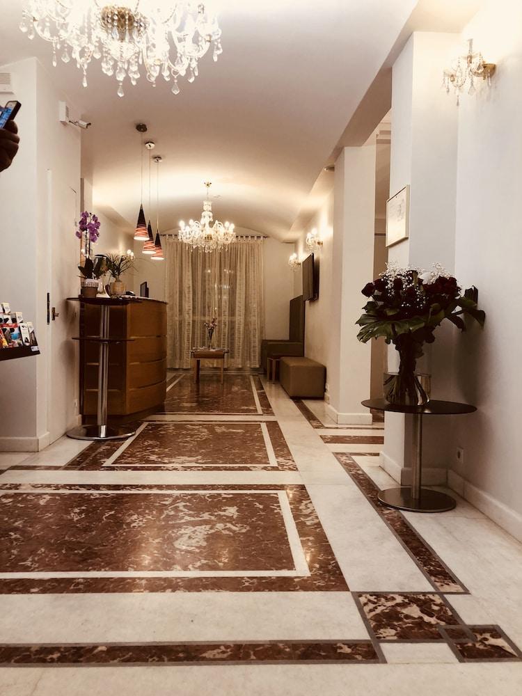 Little Palace Ница Екстериор снимка
